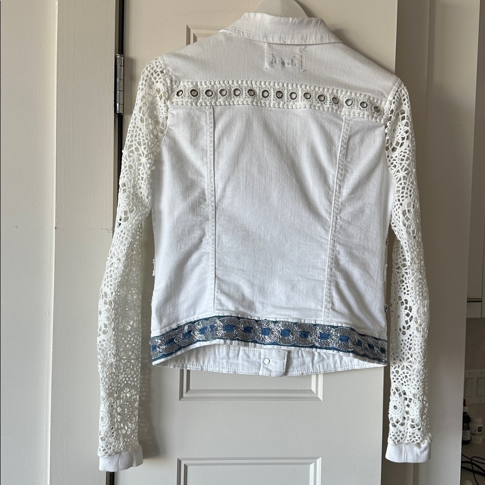 DESIGUAL
Andra Crocheted Sleeve Jacket - Picture 6 of 8
